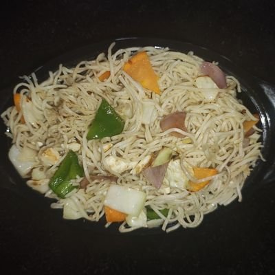 Hakka Noodles Veg